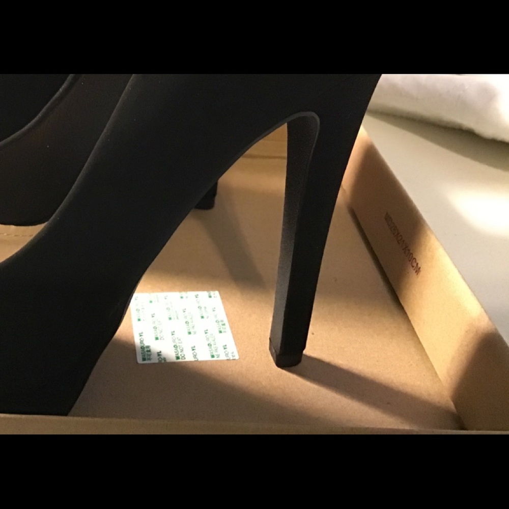 Women’s Marco republic high heels